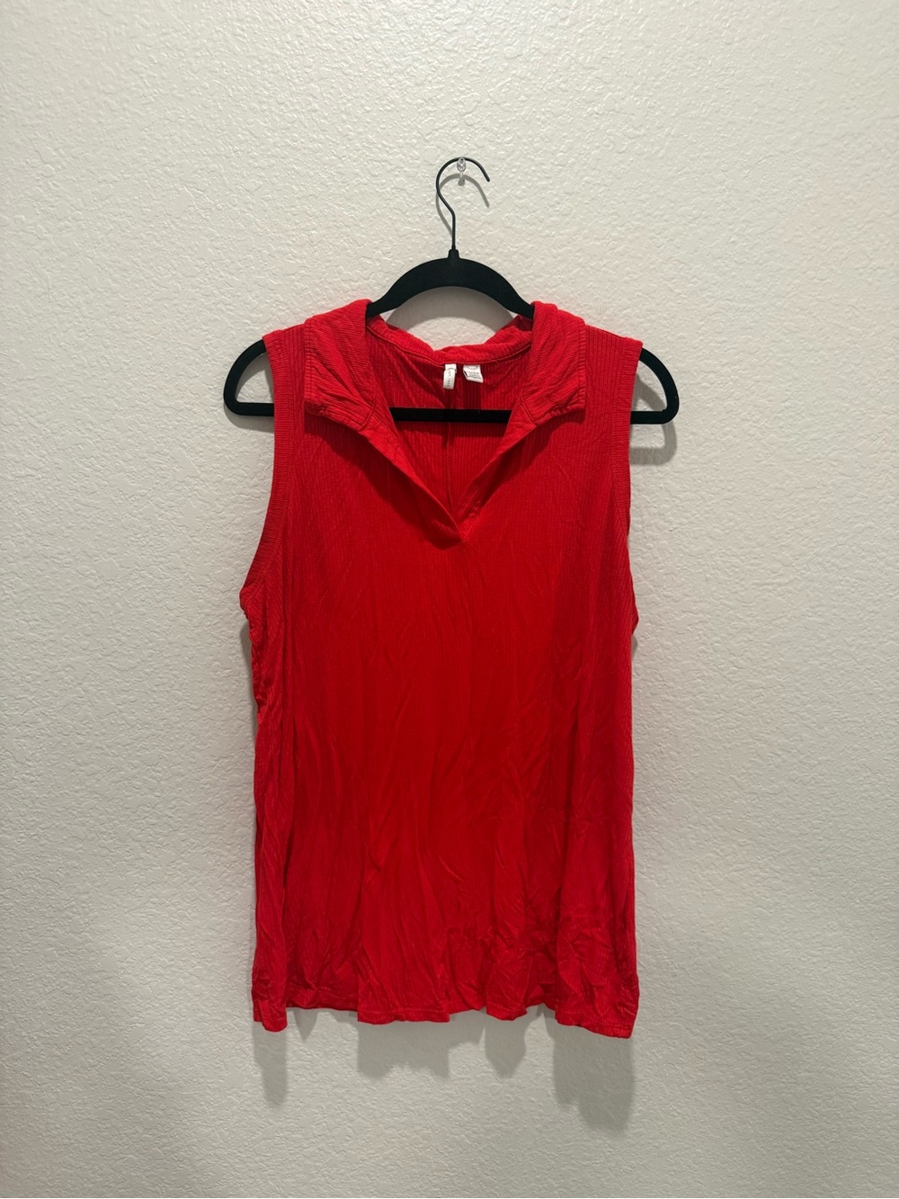 Cato Red Sleeveless V-Neck Tank with Collar